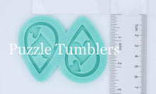 Load image into Gallery viewer, CUSTOM MOLD: HEART DROP EARRING *May have a 7-10 Day Shipping Delay (E194)