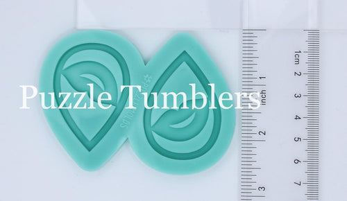 CUSTOM MOLD: LIP DROP EARRING *May have a 7-10 Day Shipping Delay (E215)