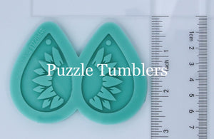 CUSTOM MOLD: "SUNFLOWER" Earring  *May have a 7-10 Day Shipping Delay (E23)