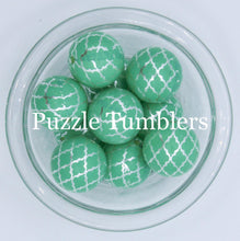 Load image into Gallery viewer, 25MM BUBBLEGUM BEADS (10 PIECE) - MINT GREEN WITH SILVER DESIGN