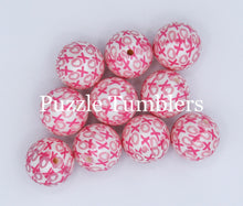 Load image into Gallery viewer, 25MM BUBBLEGUM BEADS (10 PIECE) - WHITE PEARL WITH XOXO
