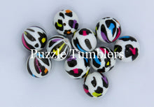 Load image into Gallery viewer, 25MM BUBBLEGUM BEADS (10 PIECE) - RAINBOW LEOPARD