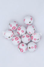 Load image into Gallery viewer, 25MM BUBBLEGUM BEADS (10 PIECE) - WHITE BEAD WITH PINK LIPS