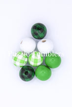 Load image into Gallery viewer, 20MM BUBBLEGUM BEADS VARIETY (8 PIECE) -GREEN PLAID MIX