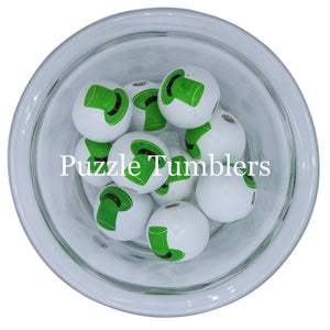 20MM BUBBLEGUM BEADS (10 PIECE) -WHITE BEAD WITH SHAMROCK HAT