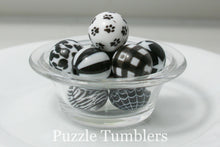 Load image into Gallery viewer, 25MM BUBBLEGUM BEADS VARIETY (10 PIECE) - BLACK &amp; WHITE + PAWS