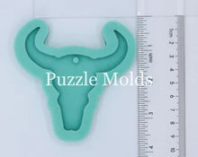Load image into Gallery viewer, CUSTOM MOLD:  &#39;COW SKULL&#39; Keychain Mold *May have a 14 Day Shipping Delay (K21)