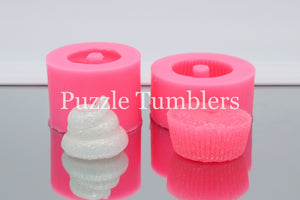 NEW - TWO PIECE CUPCAKE - STRAW TOPPER MOLD