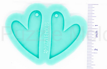 Load image into Gallery viewer, CUSTOM MOLD: &quot;SOLID HEART&quot; Earring  *May have a 7-10 Day Shipping Delay (E18)
