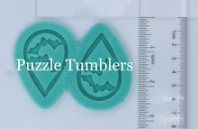 Load image into Gallery viewer, CUSTOM MOLD: FLYING DOUBLE BAT EARRING *May have a 7-10 Day Shipping Delay (E190)