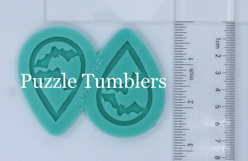 CUSTOM MOLD: FLYING DOUBLE BAT EARRING *May have a 7-10 Day Shipping Delay (E190)