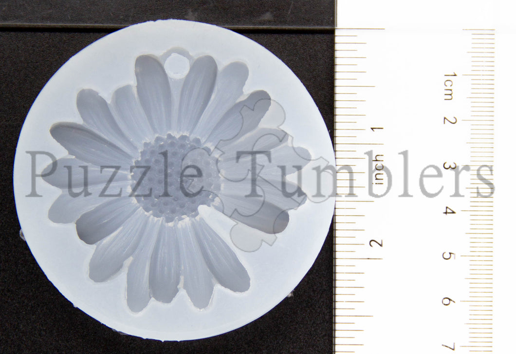 NEW Daisy Mold WITH HOLE - CLEAR Mold