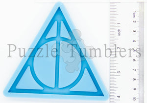 NEW Triangle Circle Shaker Mold - $9.50