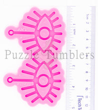 Load image into Gallery viewer, NEW - EYE LASH EARRINGS- PINK Mold